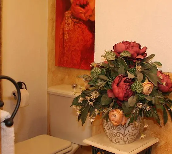 La Piazzetta Del Borgo Todi